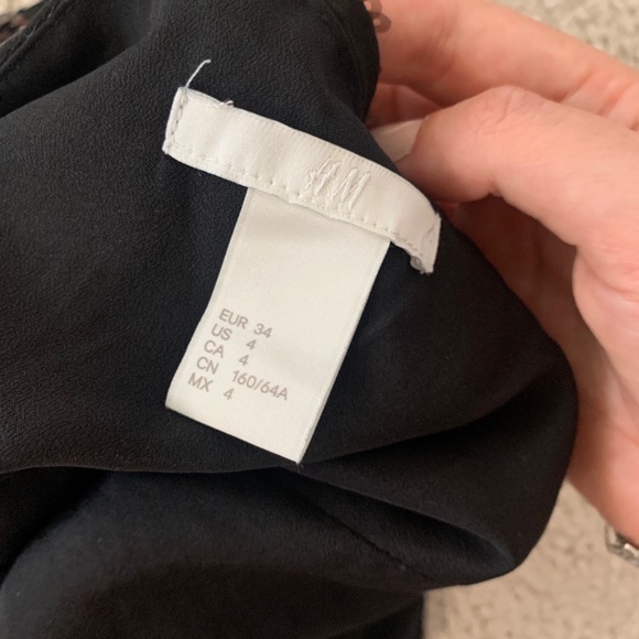 ♥️ Multi Sequin Mini Skirt - Picture 6 of 6